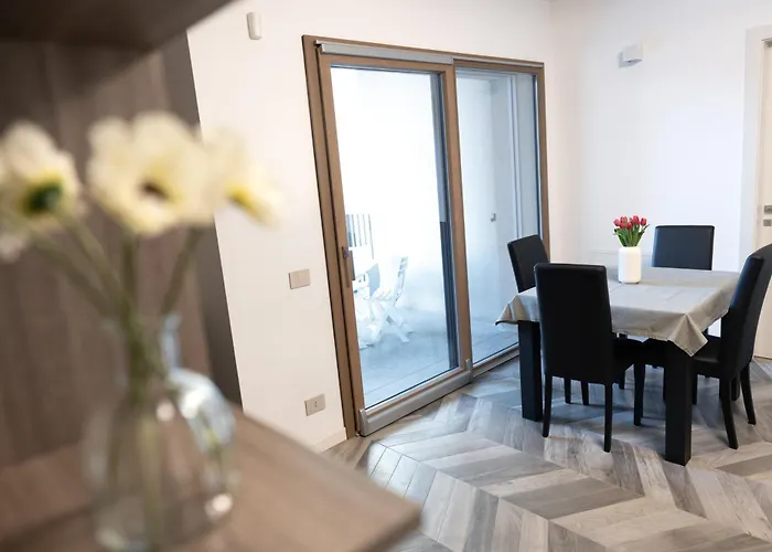 F House Trastevere Apartment *